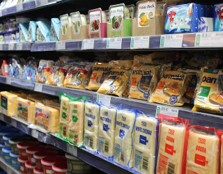 se muestran varios productos del supermercado