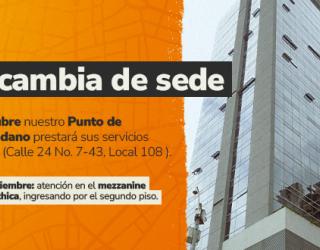 Un banner que anuncia el cambio de sede de la Superintendencia de Industria y Comercio (SIC) a partir del 1 de octubre. Muestra un edificio de vidrio moderno y, sobre un fondo naranja, detalla la nueva dirección en el Edificio 7-24 y la atención temporal los días 29 y 30 de septiembre.
