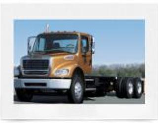 CAMIÓN FREIGHTLINER M2 112