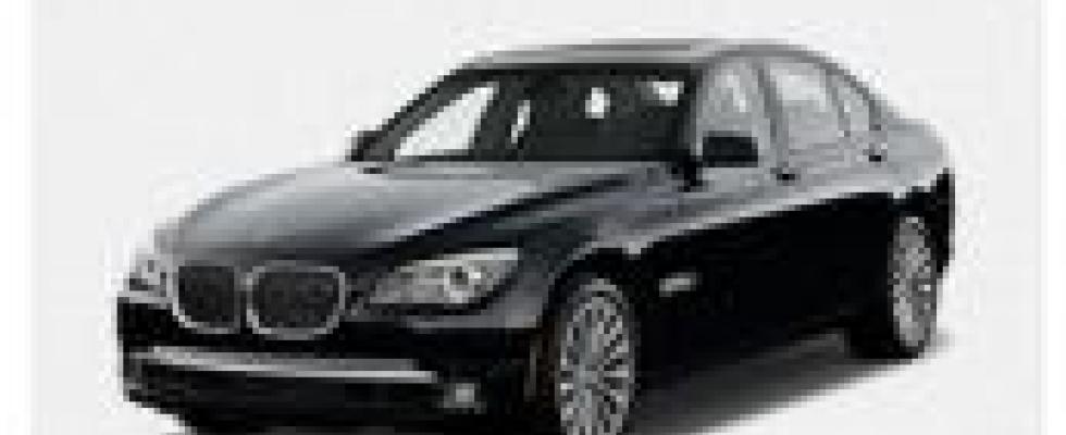 Automóvil BMW 750LI F02